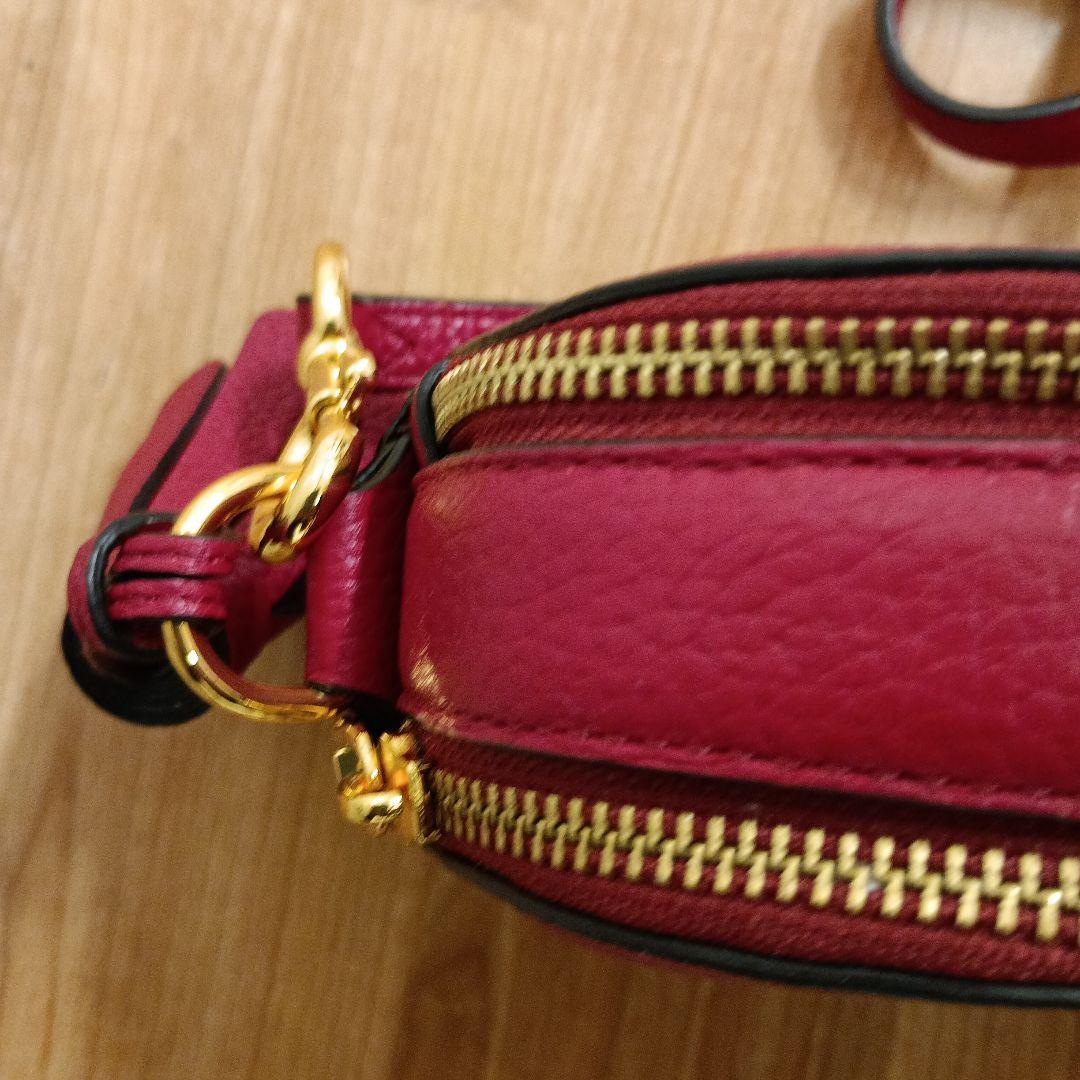 新品 未使用品 ダク付き MARC JACOBS レッドショルダーバッグ