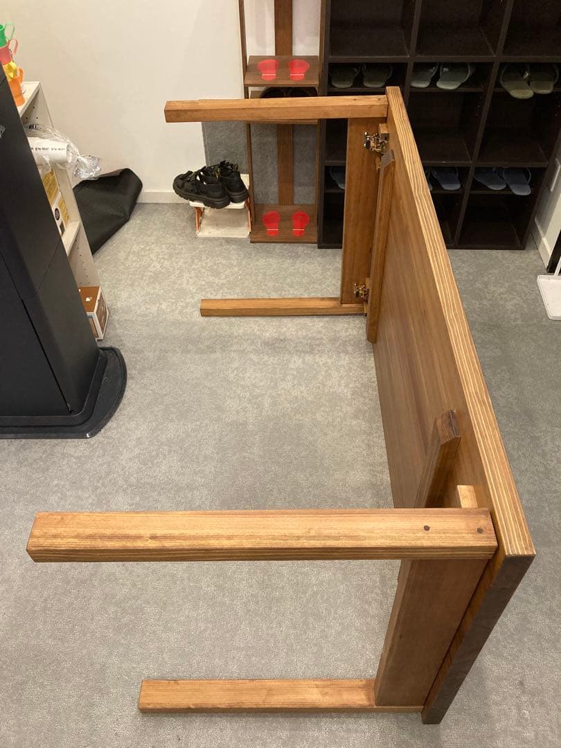 ロ*ん様 木製（杉）ダイニングテーブル