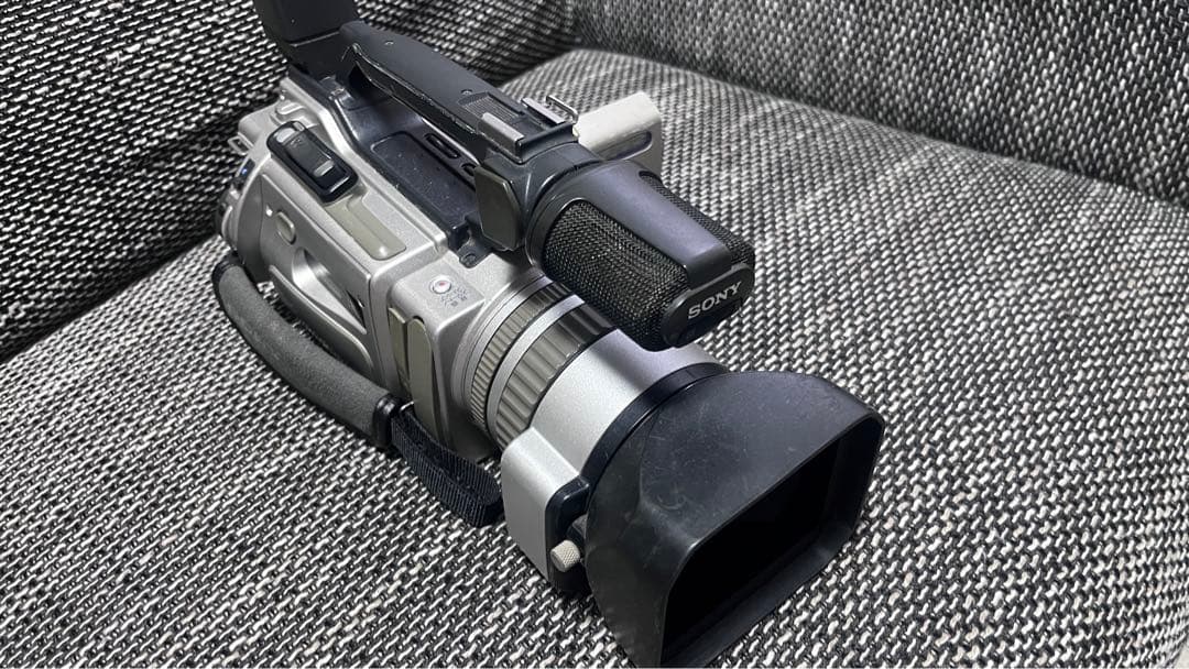 SONY DCR-VX2000 ソニー　ハンディカムカメラ