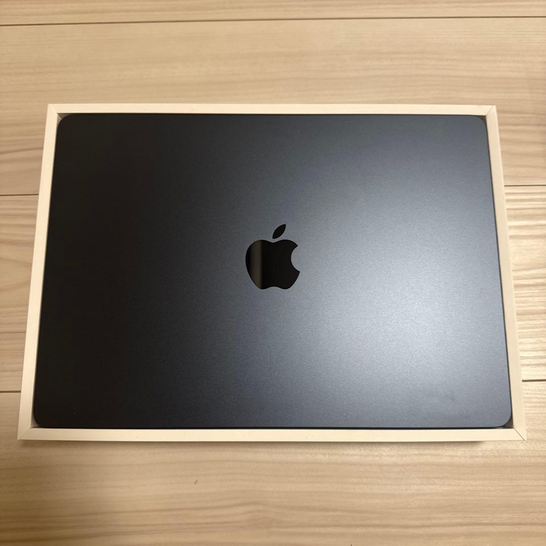 つなMacBook air 2022 m2 8GB / 256gb