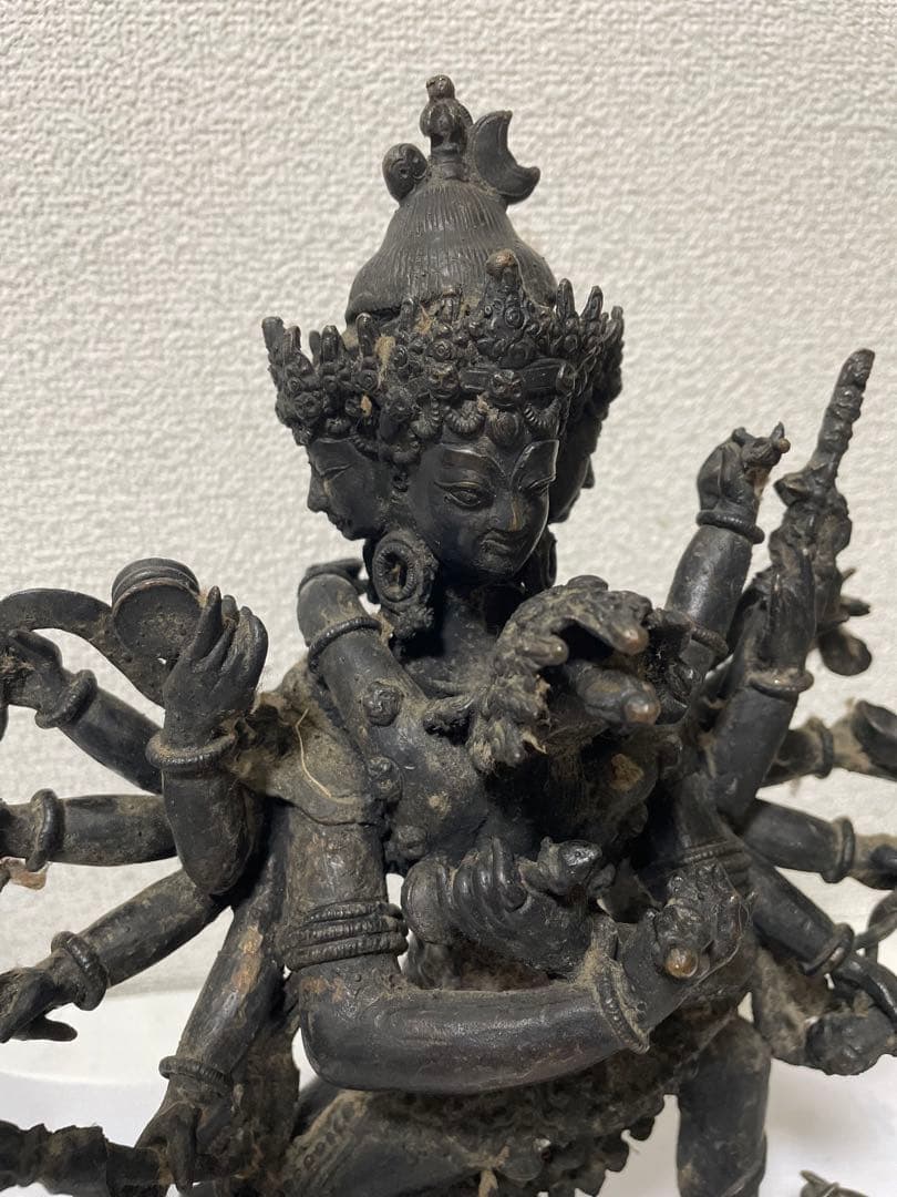 銅の仏像 置物 古銅　チベット仏 ブロンズ 古美術