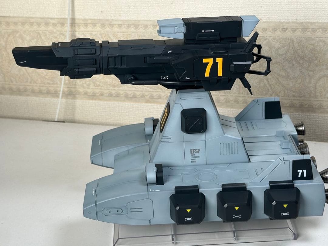 メガハウス マシンビルド HG 1/144 バストライナー 塗装済み完成品