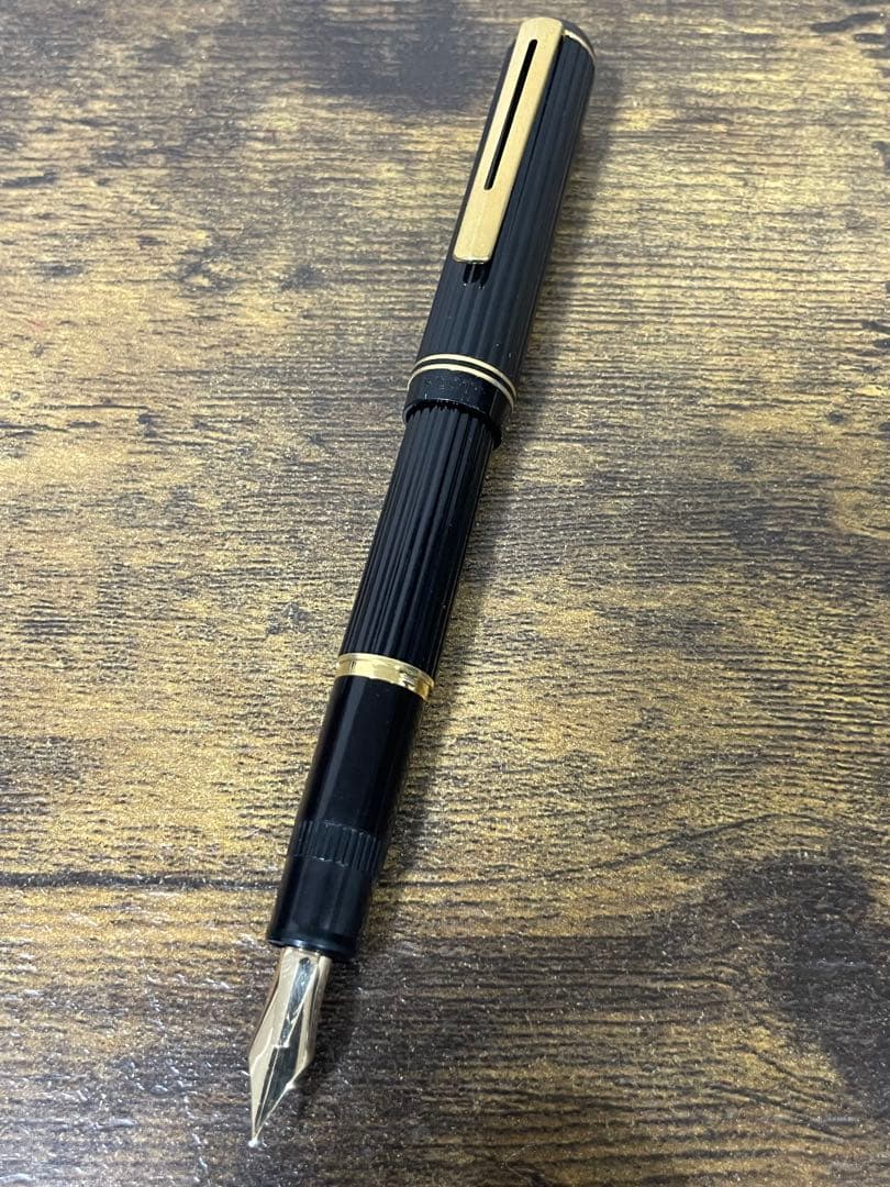 初代　ジャスタス　14金　ゴールド　万年筆　細字　パイロット　嵌合式