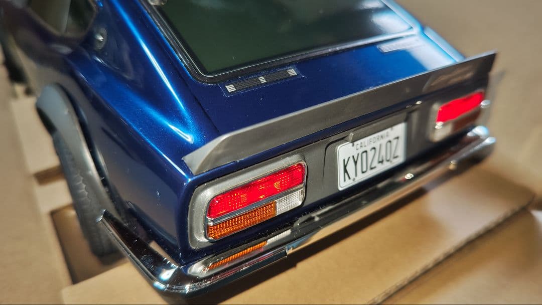 京商　FAZER Mk2 ダットサン240Z　メタリックブルー