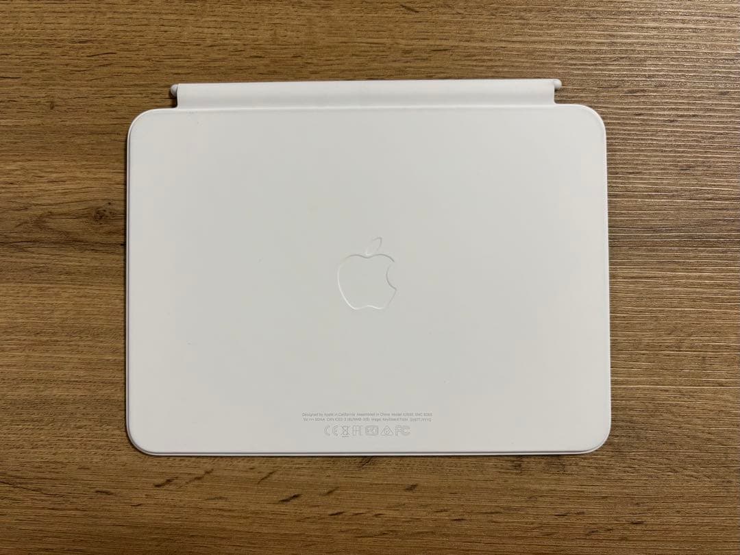 iPad Magic Keyboard Folio ホワイト