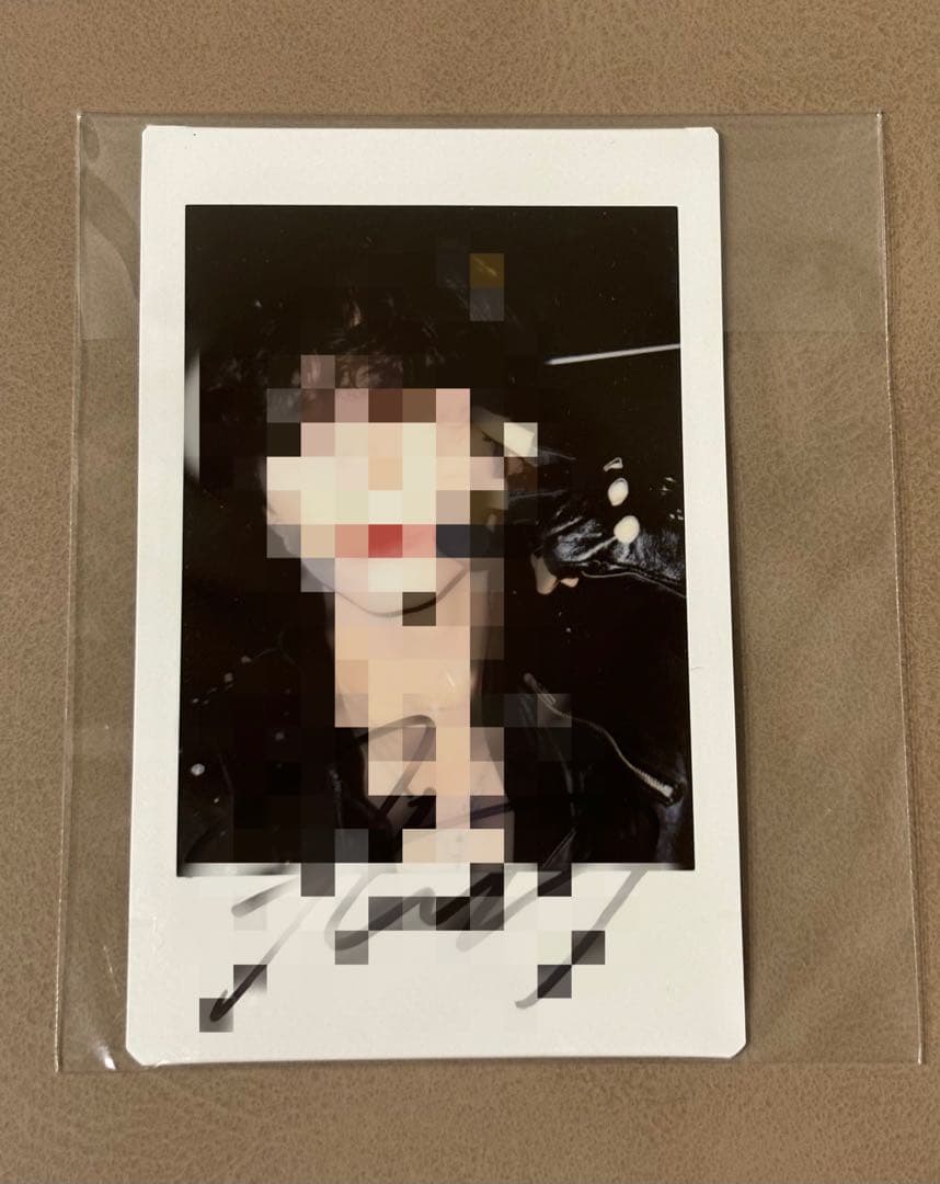 西洸人　直筆サイン入り チェキ (XQUARE B賞)