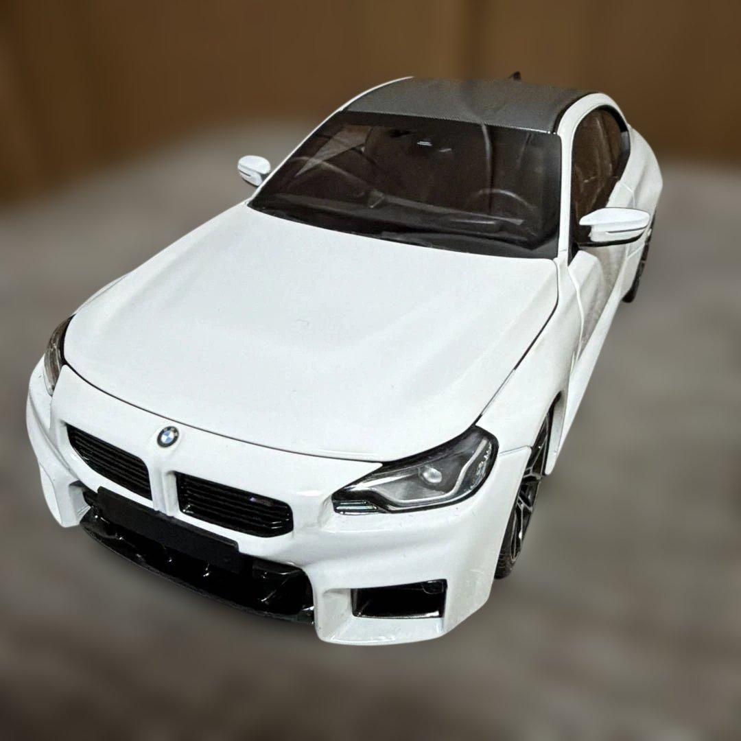 1/18 BMW M2 ダイキャスト