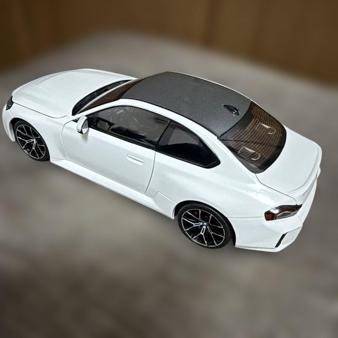 1/18 BMW M2 ダイキャスト