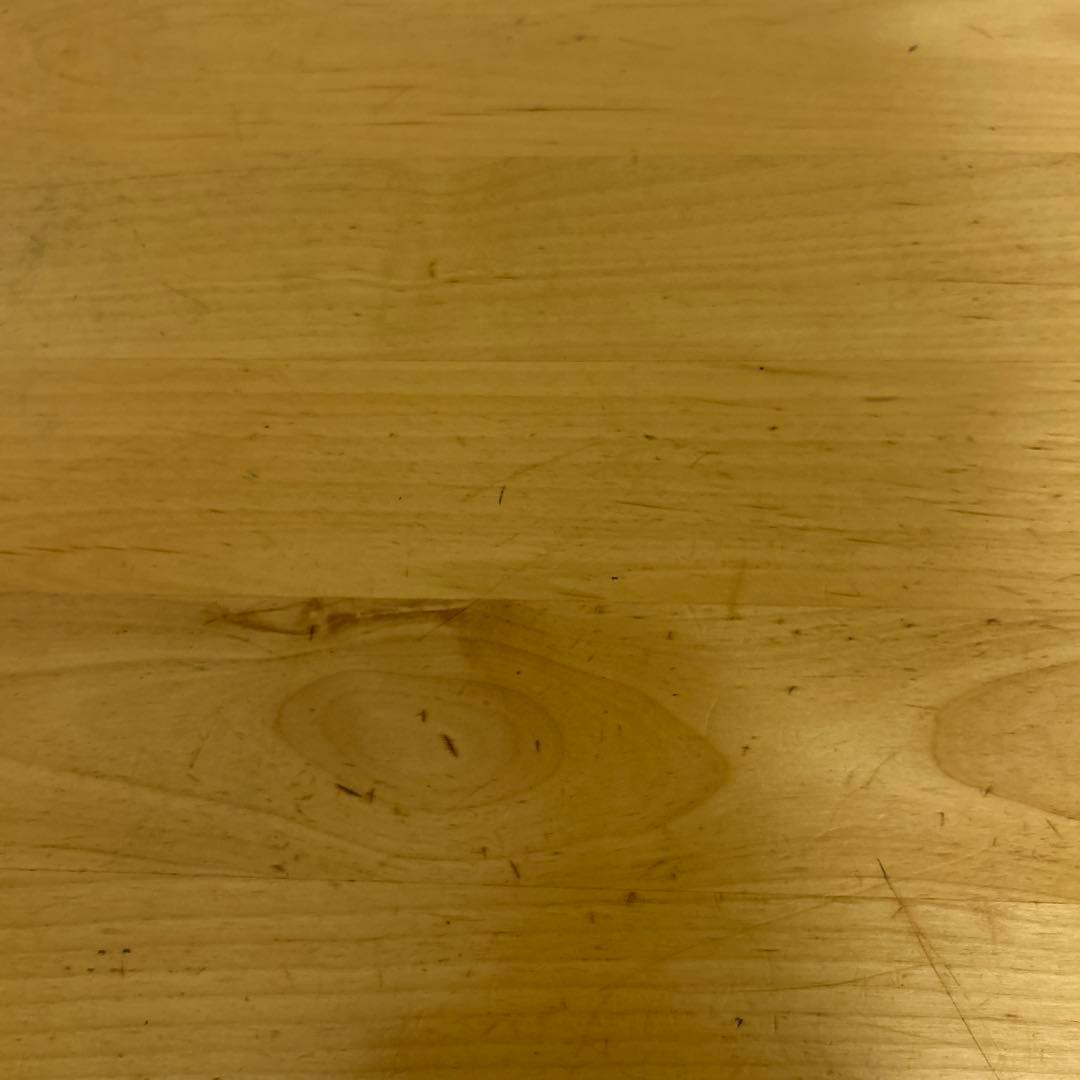 ダイニングテーブル　ニトリ