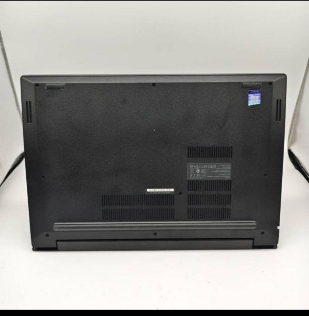 美品★ バッテリ◎ 15 レノボ i5-8 16GB SSD256GB