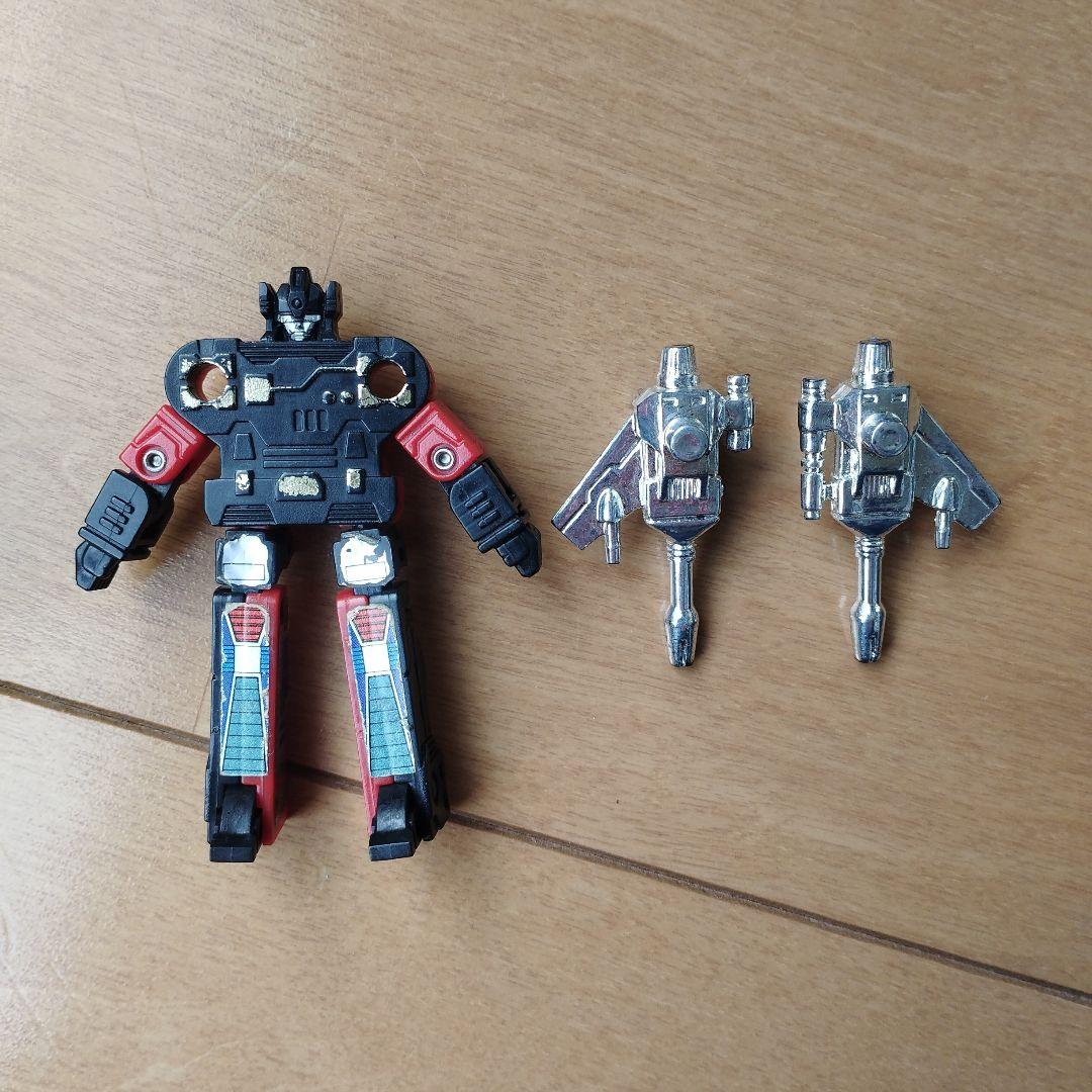 トランスフォーマー　サウンドウェーブ、ランブル、ラットバット