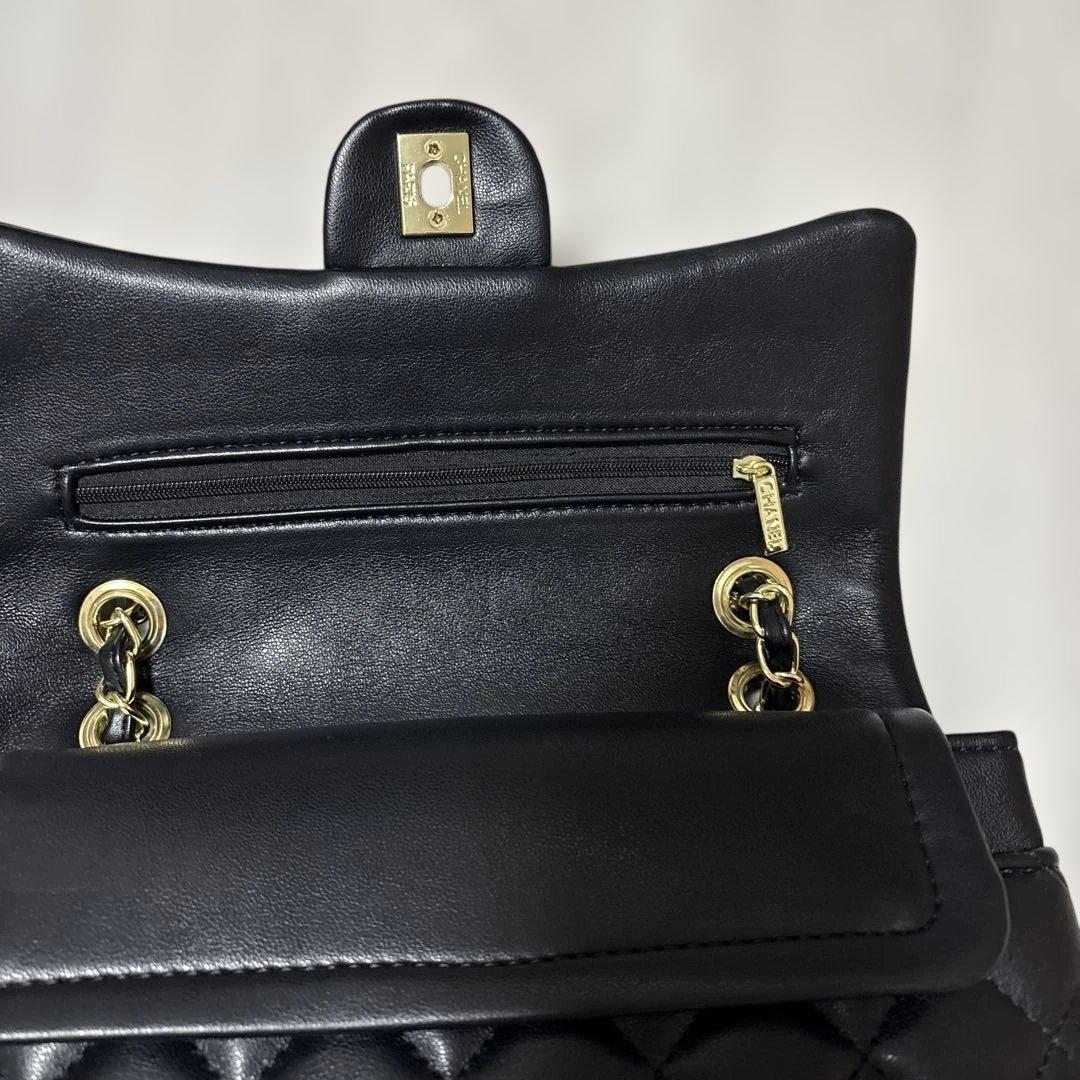 ノベルティCHANEL ブラック キルティング ショルダーバッグ