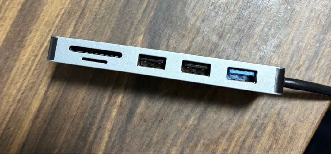 MacBook Air 2018 シルバー　8GB 128GB　【付属品付き】