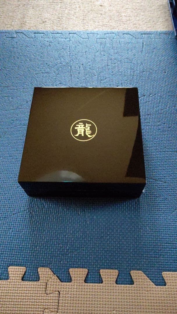 S.T.デュポン万年筆、ドラゴンコレクション、シリアルナンバー777/888