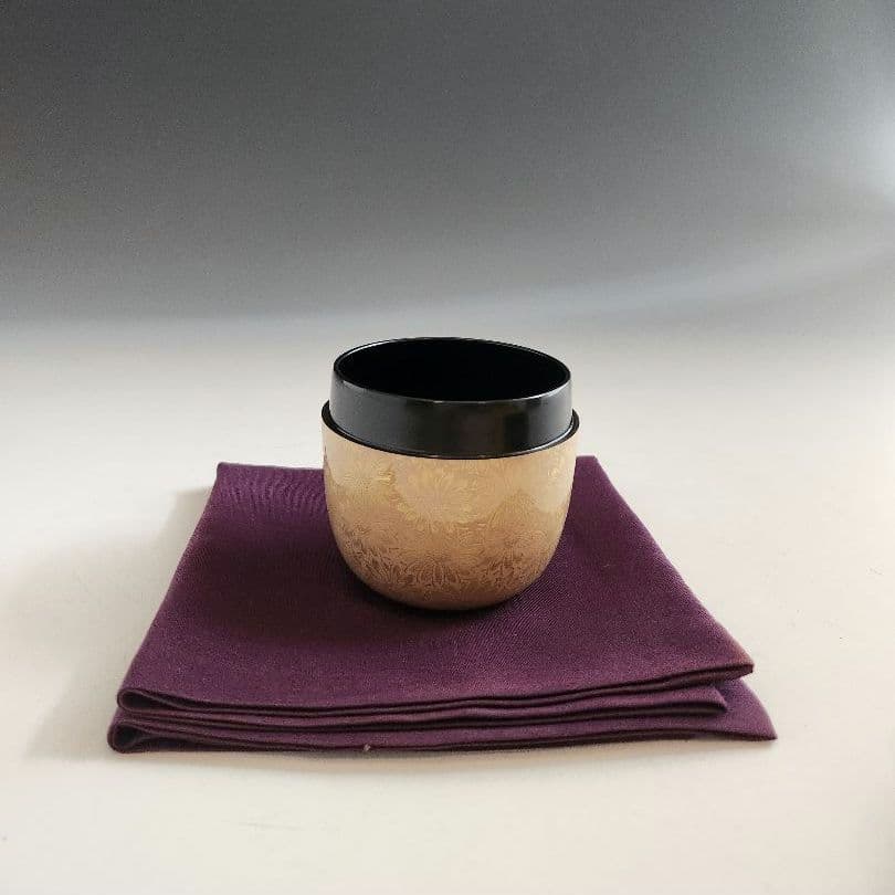 ☆セール☆　棗　大棗　菊　菊彫詰　白漆　輪島　彫り師　加門彰作　木箱入