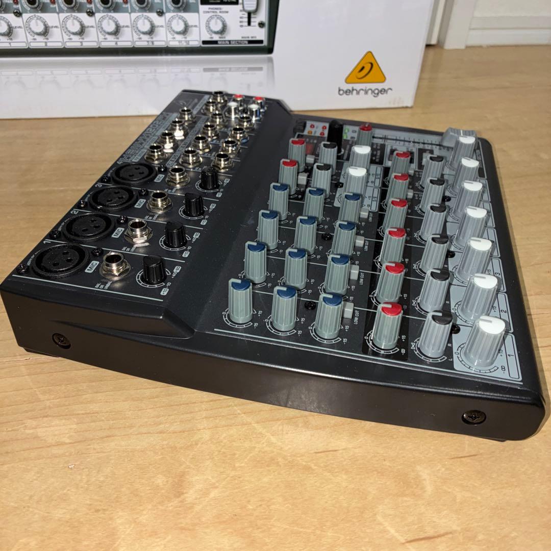 ほぼ新品　Behringer XENYX 1202FX アナログミキサー