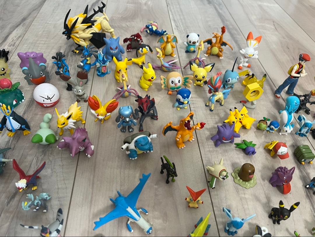 ポケモン　モンコレ スケールワールド　指人形クリア　フィギュア　ジャンク　レア