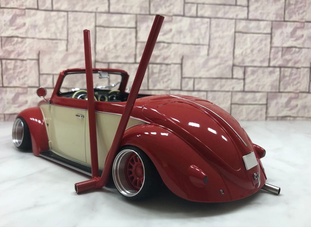 1/18ミニカー　ワーゲンビートル深リムカスタム　V字竹槍マフラー