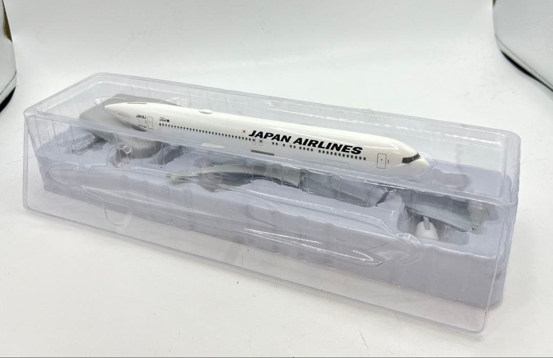 JAPAN AIRLINES 1/200 B767-300ER ホーガン製