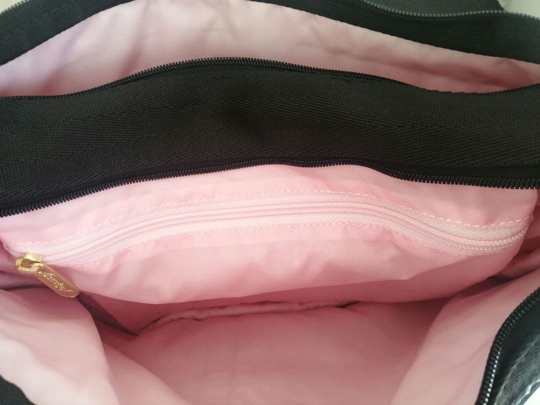 レスポートサック　ショルダーバッグ　ブラック　パフィーブロッサムズ