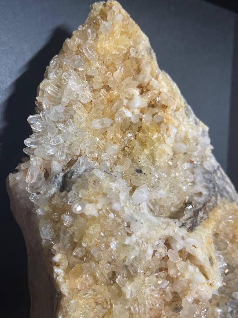 天然水晶クラスター　2.3キロ花咲き水晶クラスター