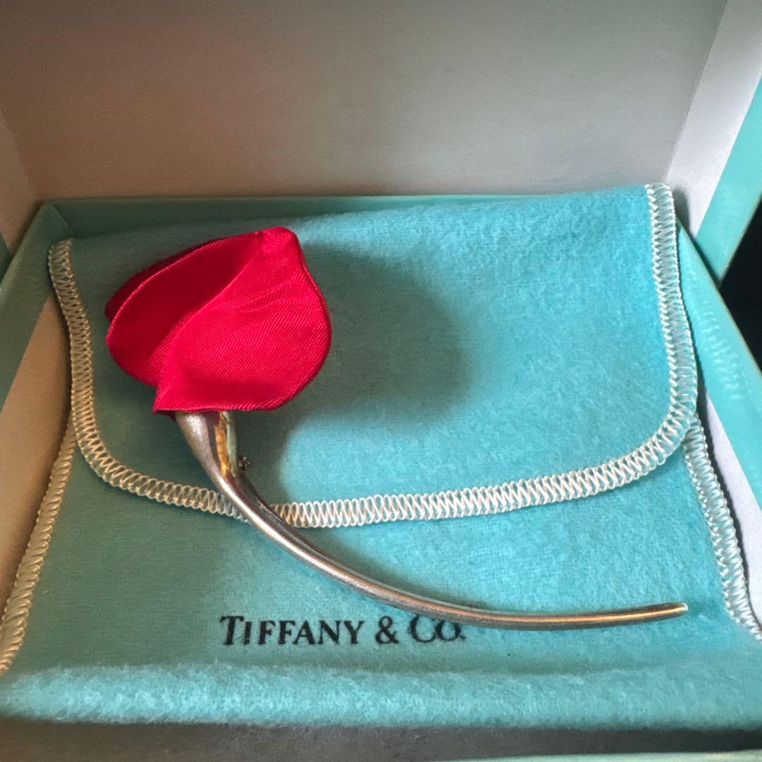 Tiffany & Co. レッドローズブローチ