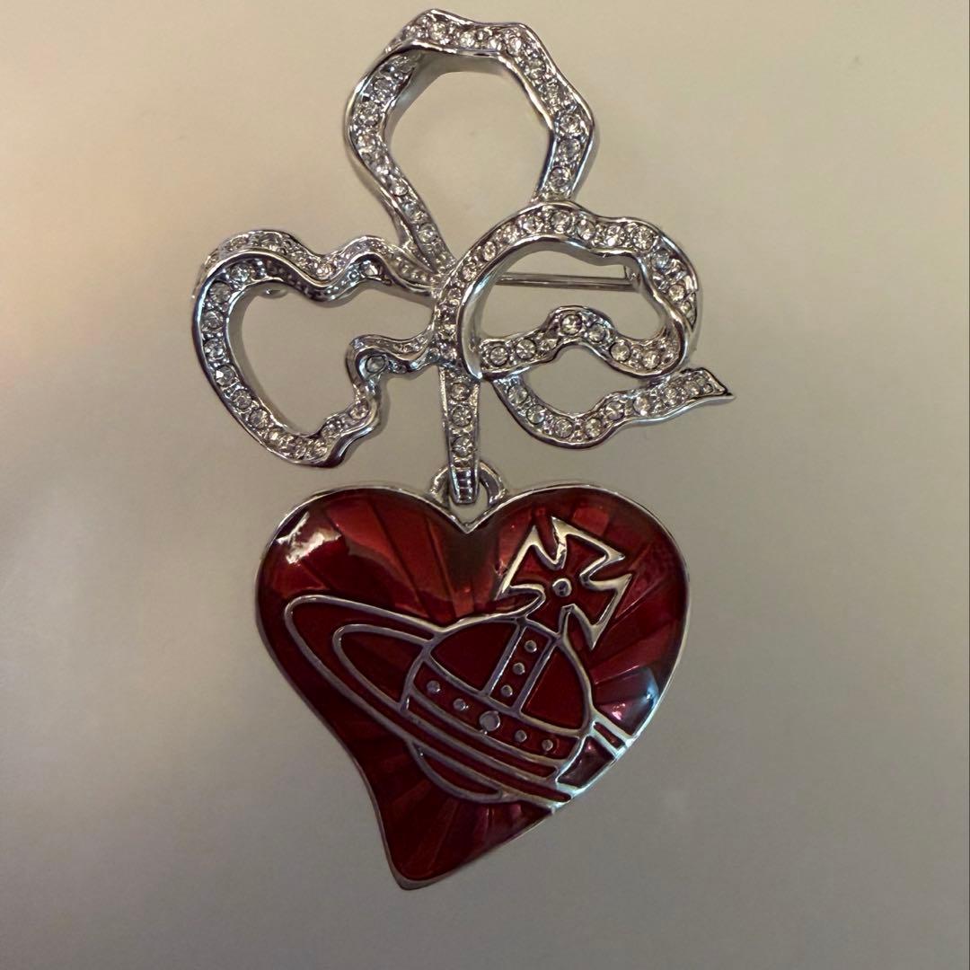 保証書付 Vivienne Westwood ブローチ ハートオーブ 未使用