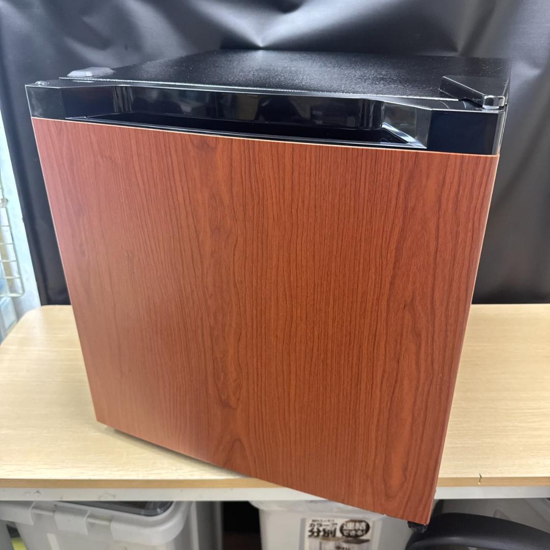 ★アイリスオーヤマ　1ドア冷凍庫　PF-A31FD-M　31Ｌ　ウッド調