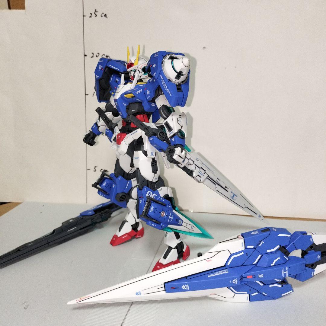 MG 1/100 ダブルオーガンダム セブンソードG 塗装完成品 ガンプラ