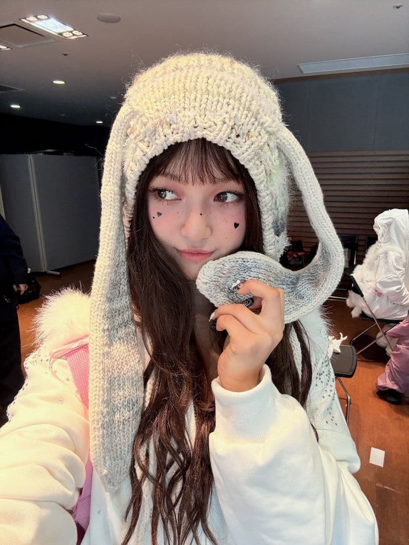 rurumu:　ウサミミ　ニットキャップ　ニット帽　ニュージーンズ　ダニエル着用