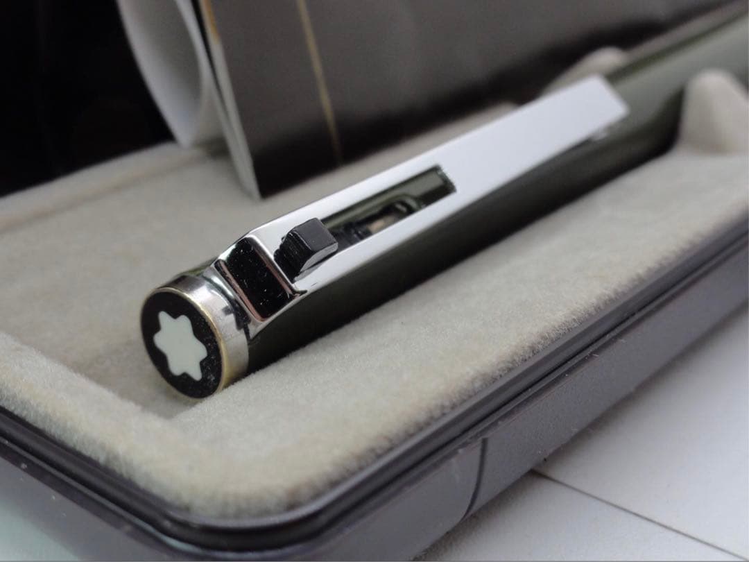 ※手に入れる価値有る逸品！稀少軸深緑色No780ハンマートリガー★モンブラン社製