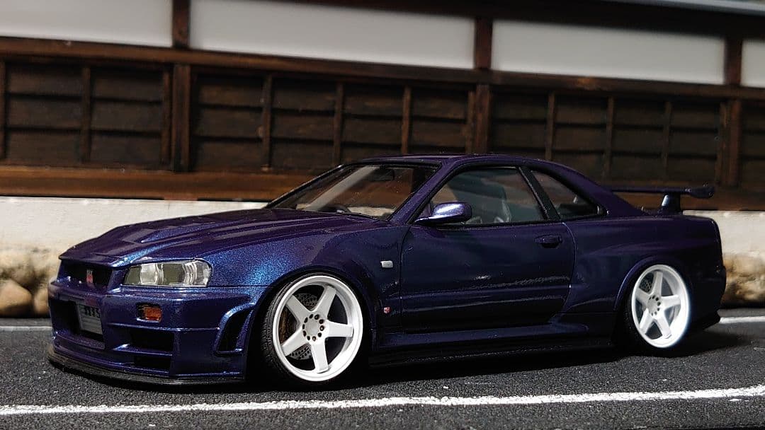 1/24 タミヤ スカイライン GT-R R34 完成品