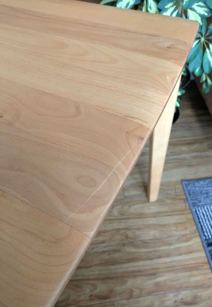 希少　ニトリ　アルナス　ダイニングテーブル　無垢