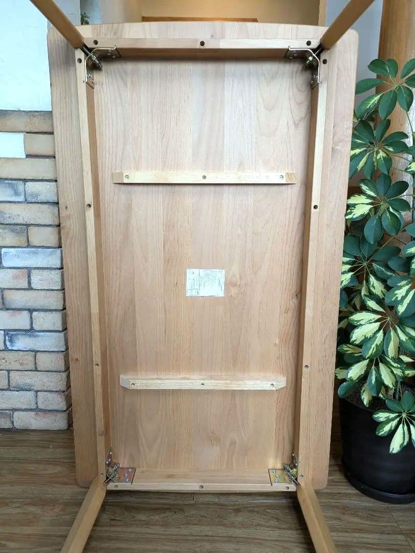 希少　ニトリ　アルナス　ダイニングテーブル　無垢