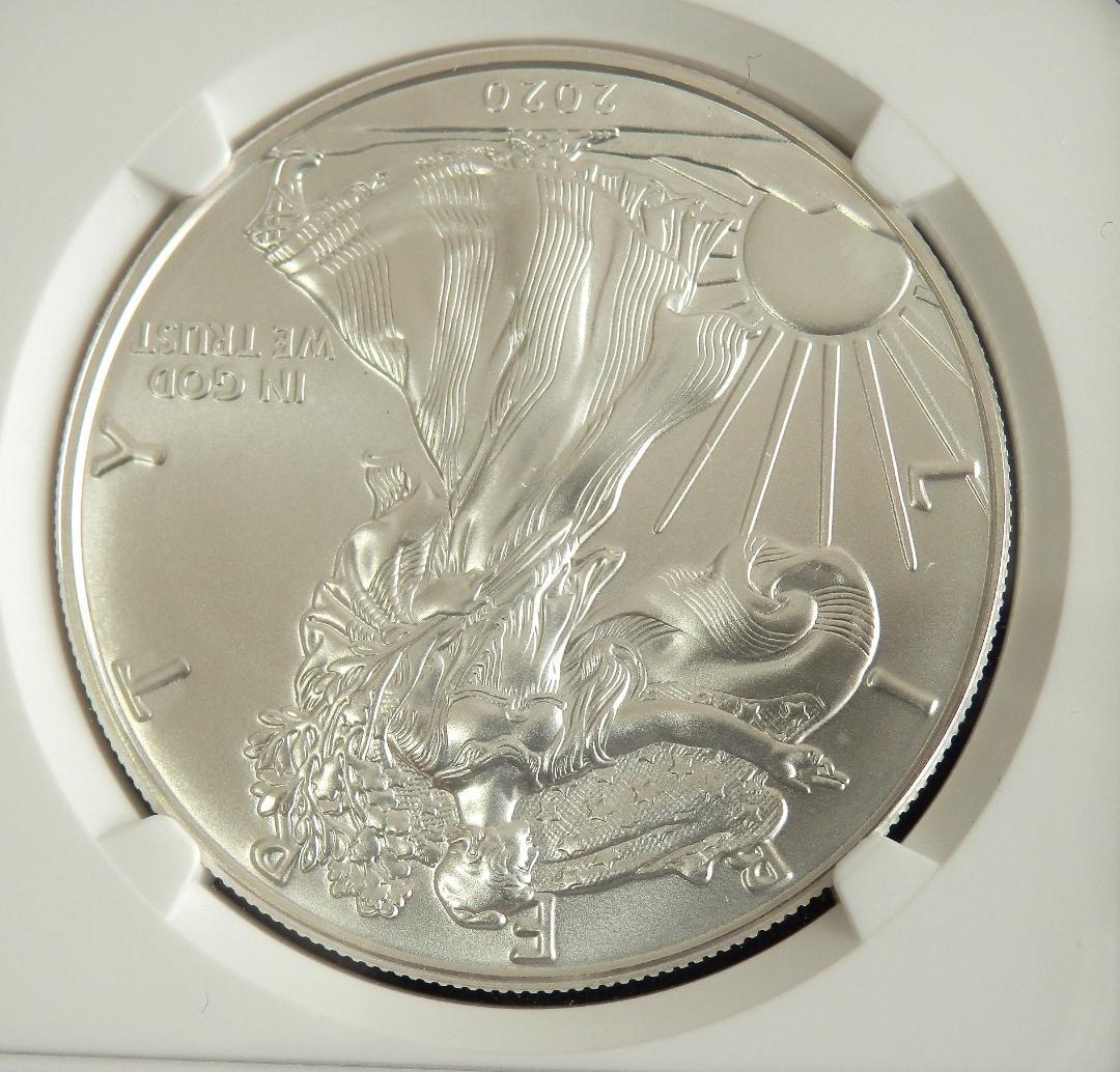 アメリカ2020年 イーグル1ドル銀貨　トランプラベル　　NGC：MS70