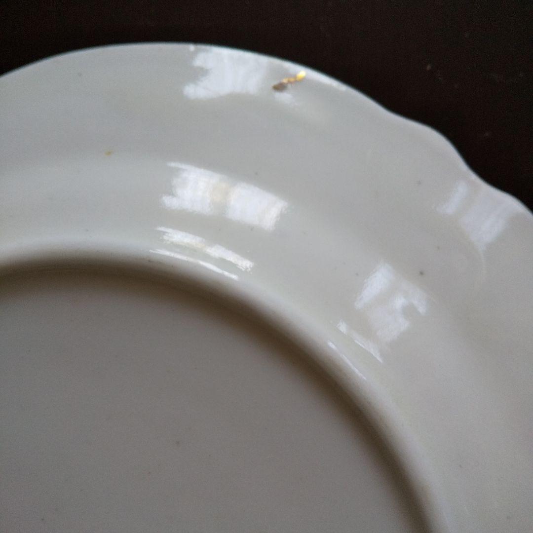 フランスアンティークの 薔薇模様トリオ プラスプレート