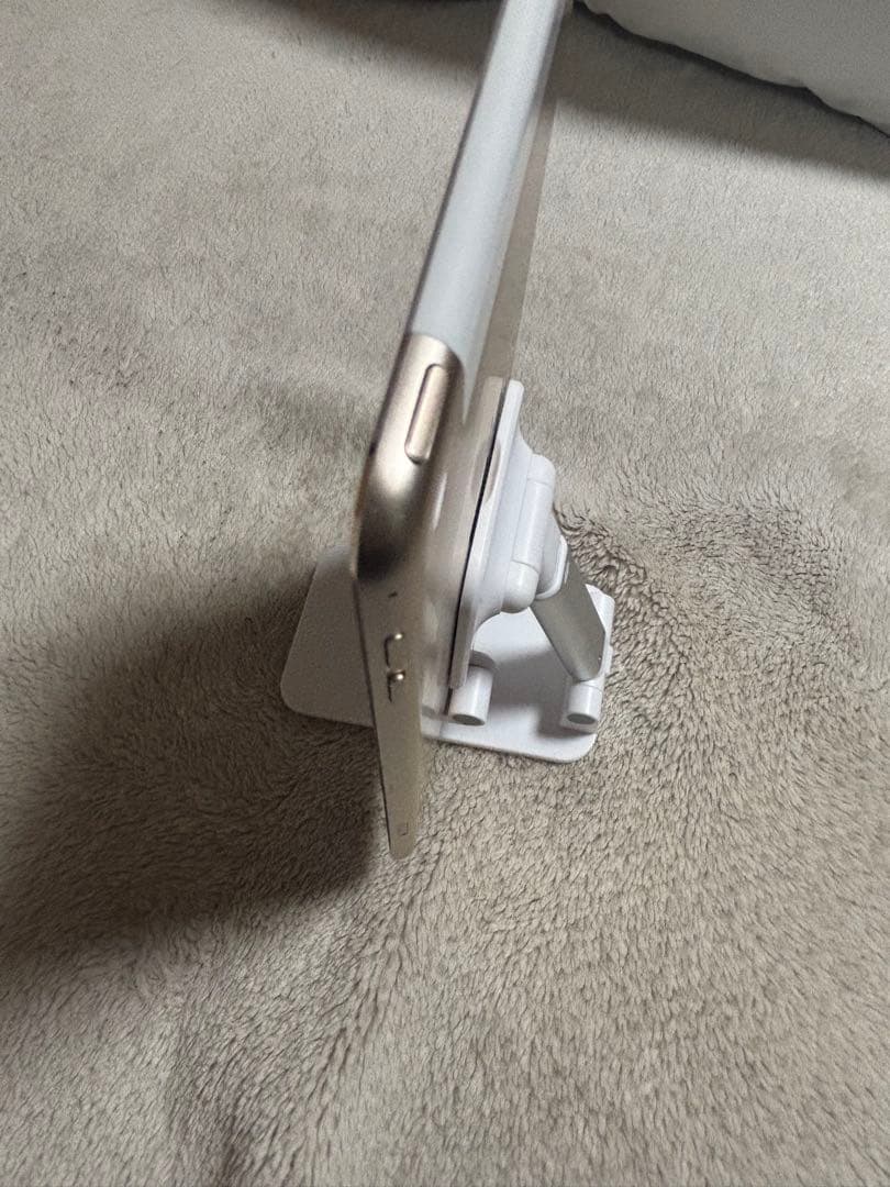 iPad mini 4 ゴールド 64GB wifi セルラーsimフリー