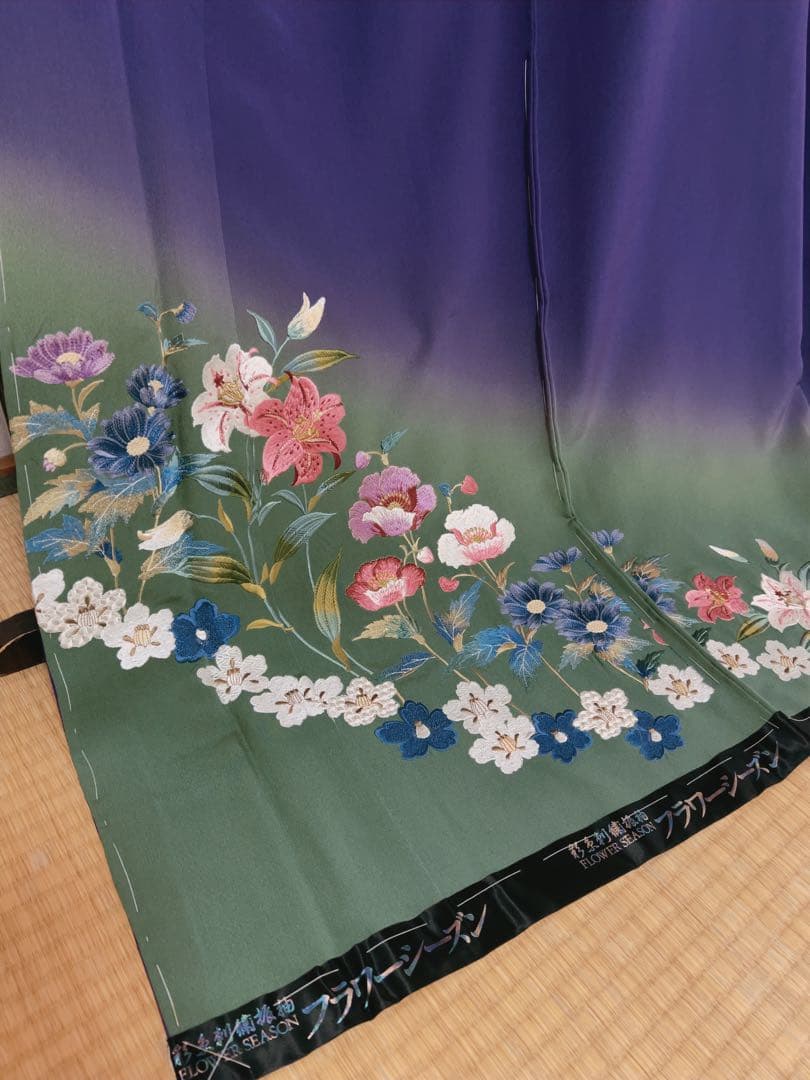 [未使用] 未仕立て 振袖 仮絵羽 刺繍 フラワーシーズン 着物 訪問着