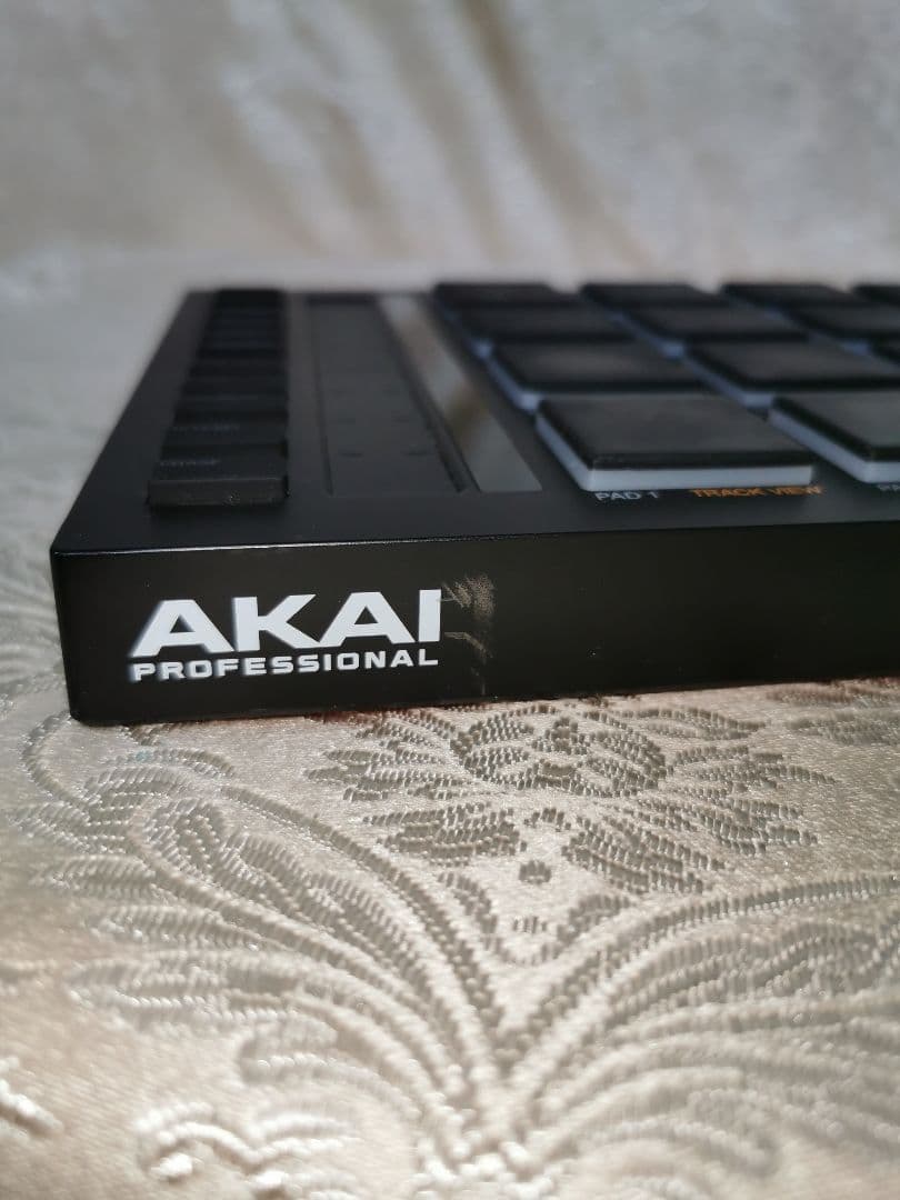AKAI MPC Studio MIDIパッド 本体のみ