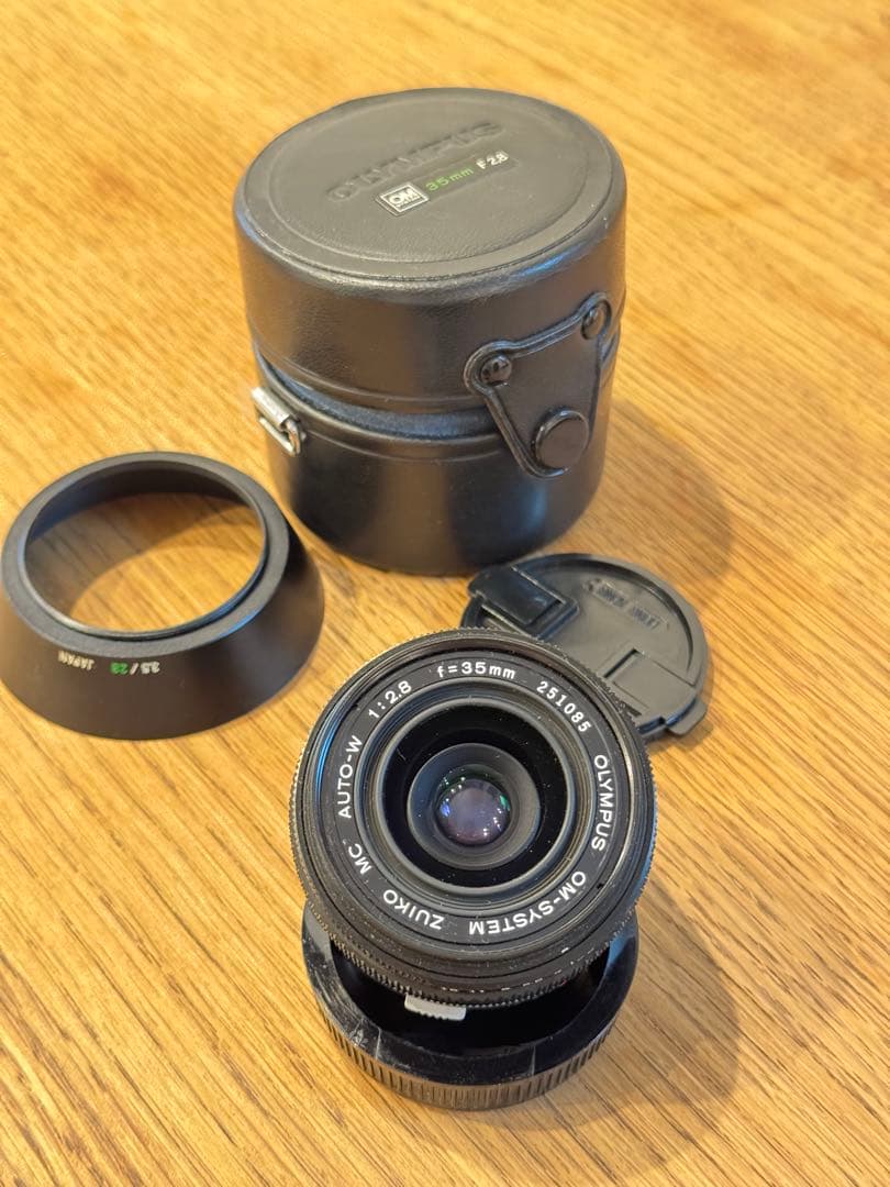 Olympus 35mm f/2.8 単焦点レンズ