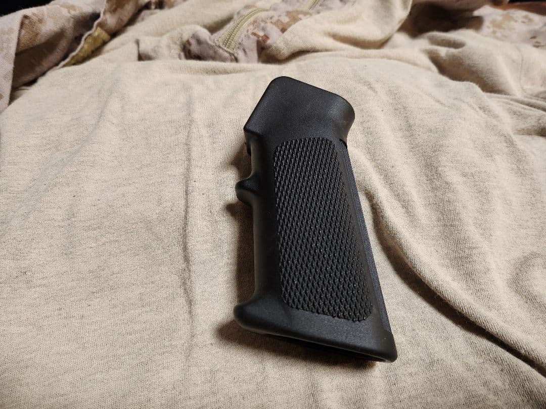 【実物】AR系グリップ