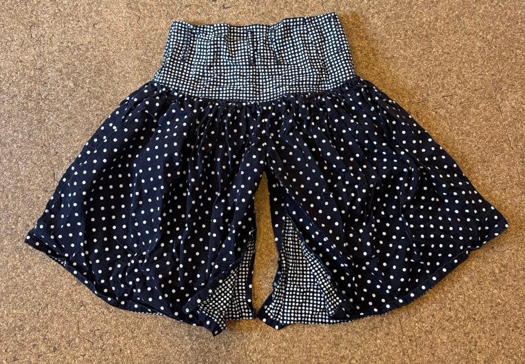 キャピタル KAPITAL 3種水玉模様フレアキュロット