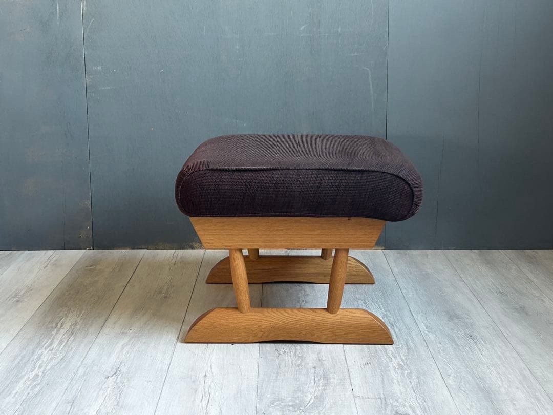 飛騨産業　キツツキマーク　KAYA オットマン　スツール　オーク無垢材 NG