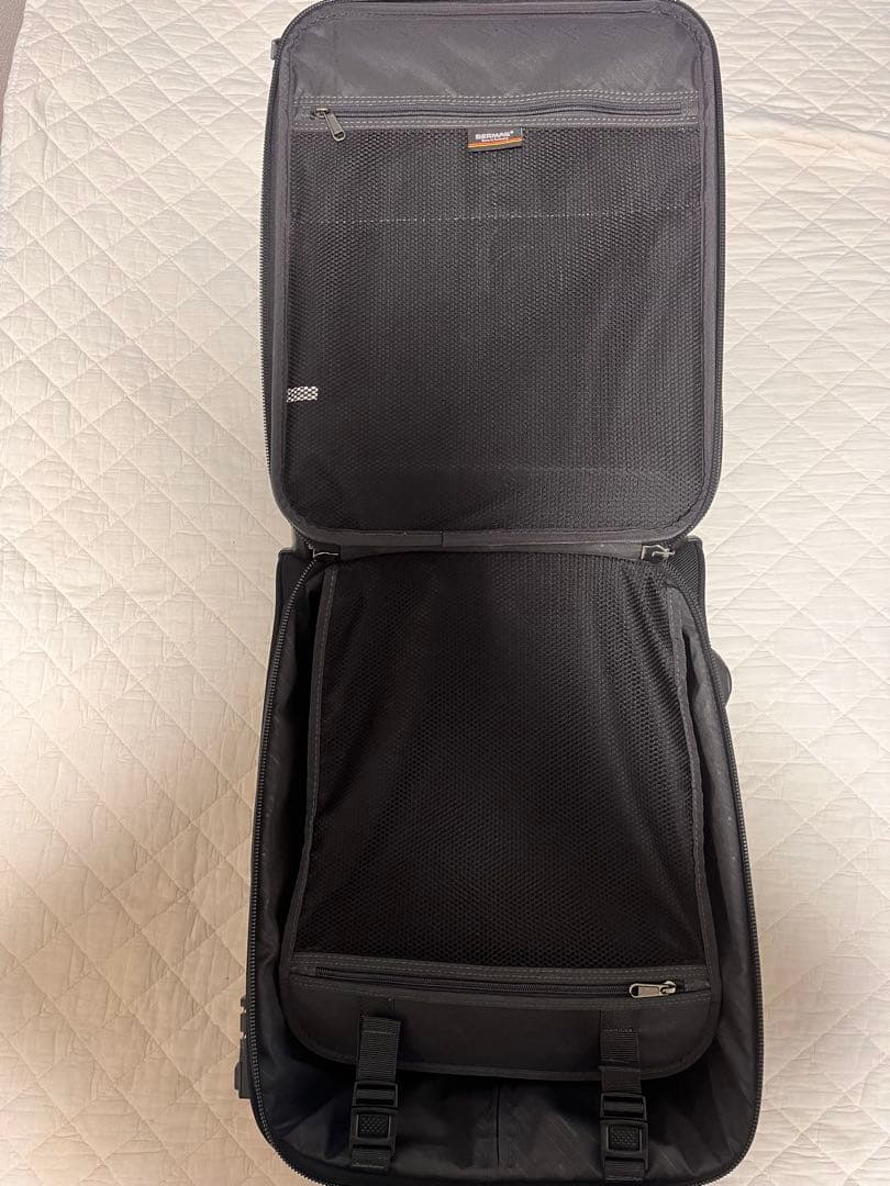 BERMAS製中型キャリーカート