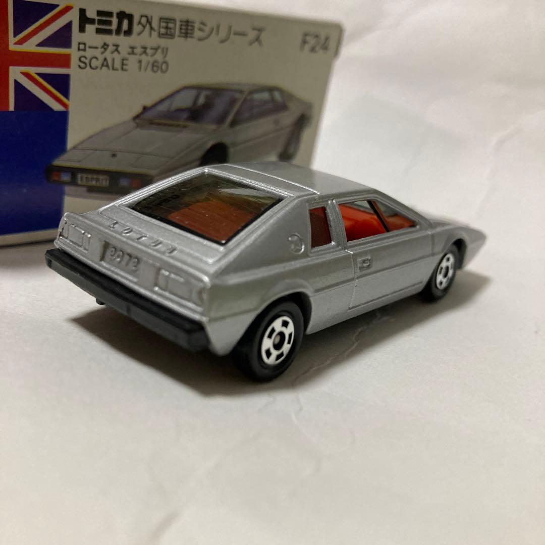 トミカ外国車シリーズ　ロータスエスプリ。輸出仕様　リトラクタブルヘッドライト可動