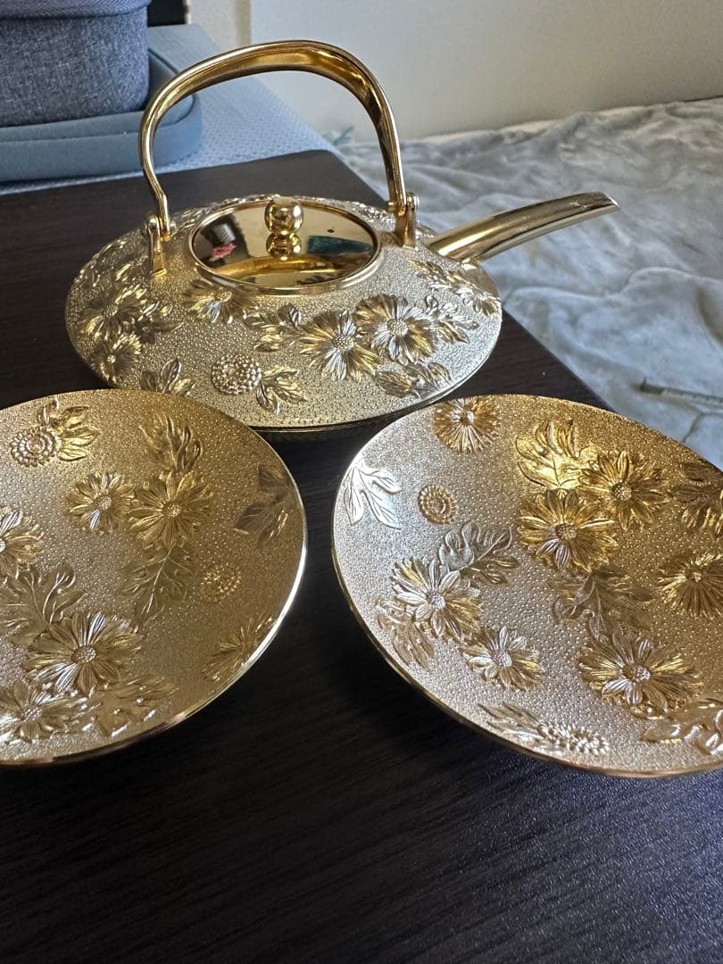 金の屠蘇器セット　金メッキ　銚子　盃　骨董品　アンティーク　お屠蘇　屠蘇器
