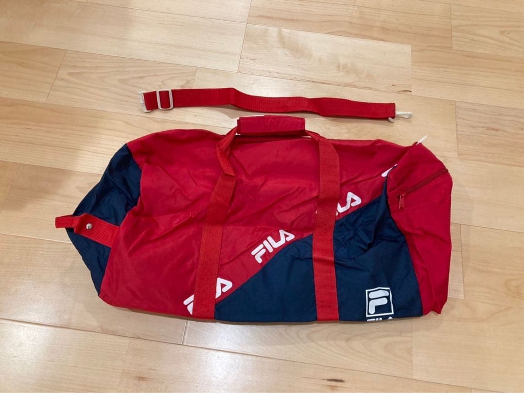 フィラ　FILA バック　スポーツ　旅行　部活　ボストン　鞄　バッグ　ショルダー