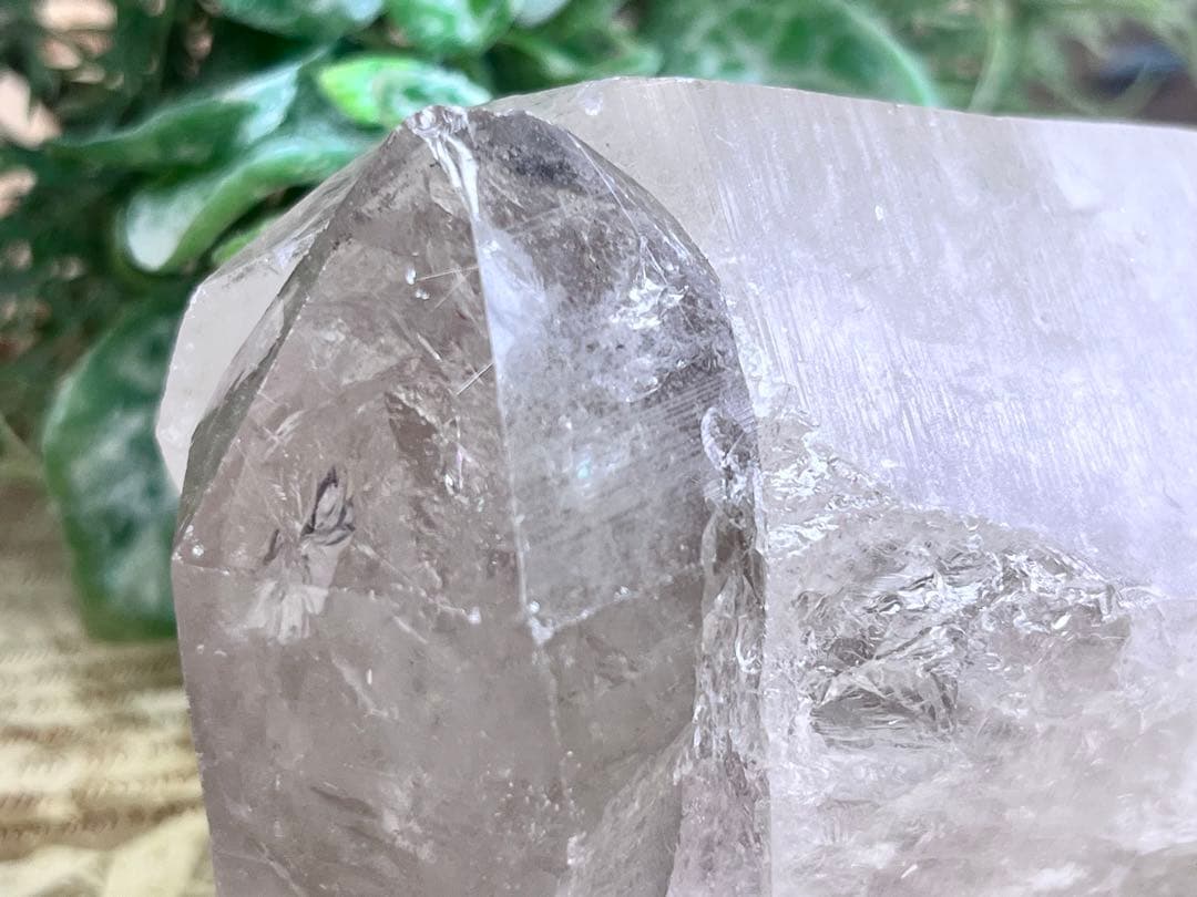 シルバールチル内包✨　レインボー　ブラジル・ミナスジェライス州 水晶　クリスタル