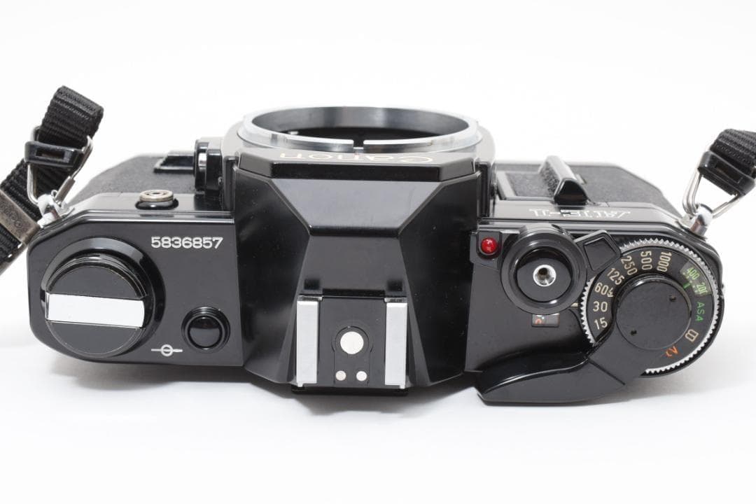 超美品 キャノン AE-1 ブラック フィルムカメラ モルト新品交換済 M753