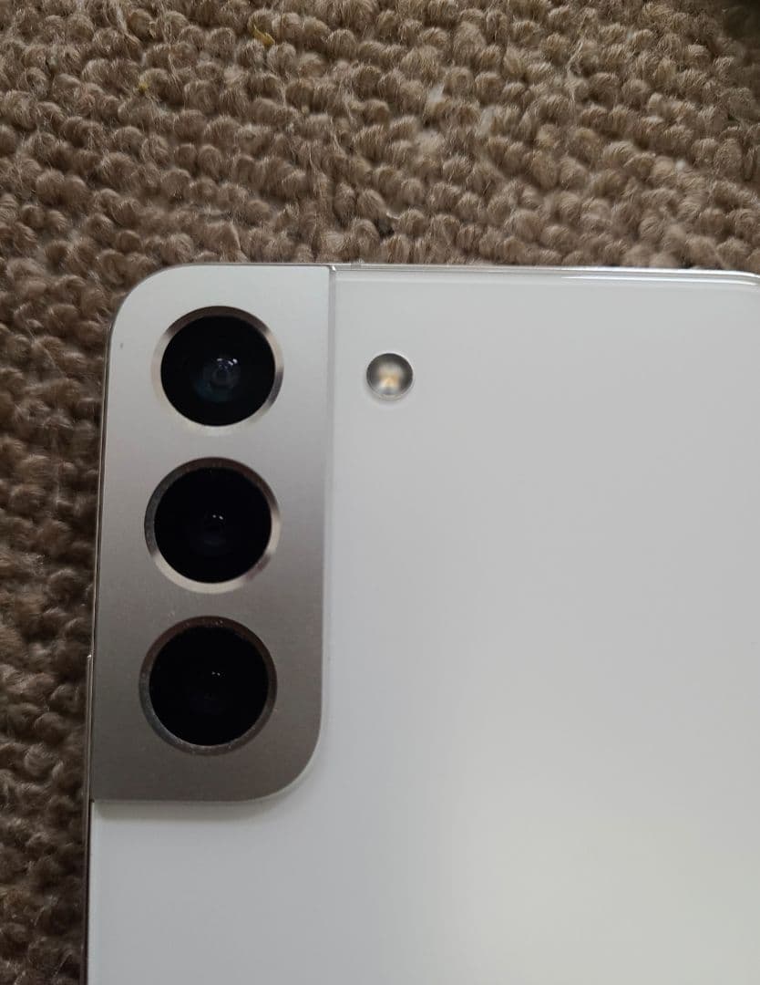 Samsung Galaxy S22 SIMフリー